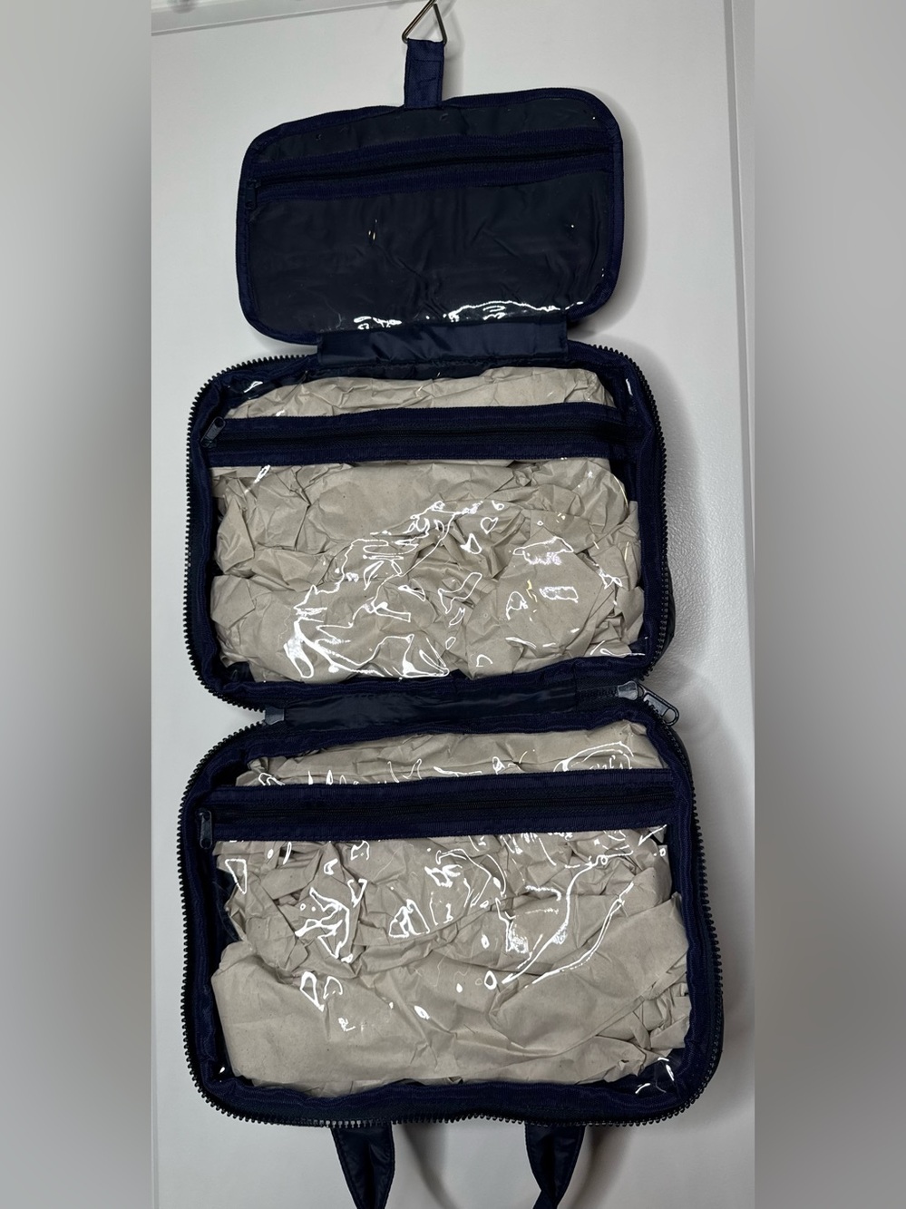 Dabney Lee Quilted puffy Navy Hanging Briefcase with Front Pocket & pouch travel - Picture 9 of 10
